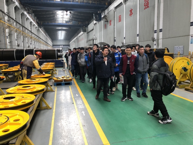 振华重工招聘_振华重工600320主力蓄势待发,后期股价将继续暴涨(4)